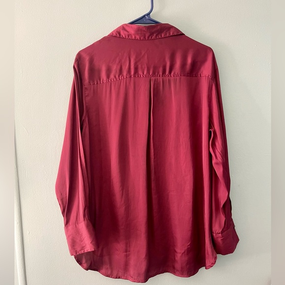 Old Navy Blouse - Picture 2 of 3